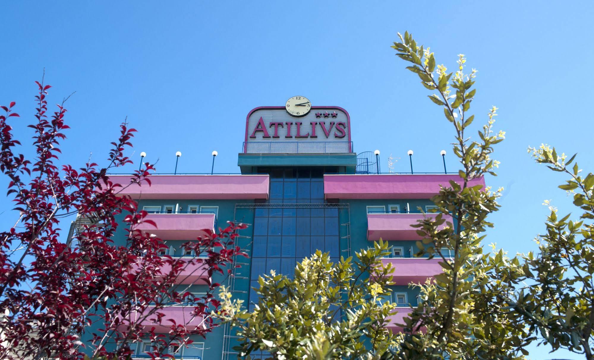Atilius Hotel & Suites Riccione Exteriör bild